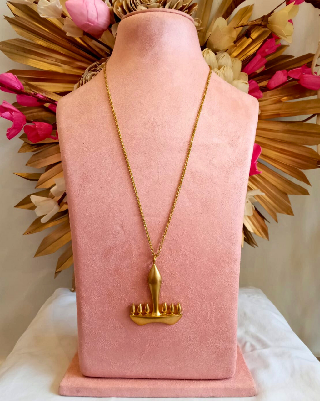 Abstract Flame Totem Gold Pendant Necklace