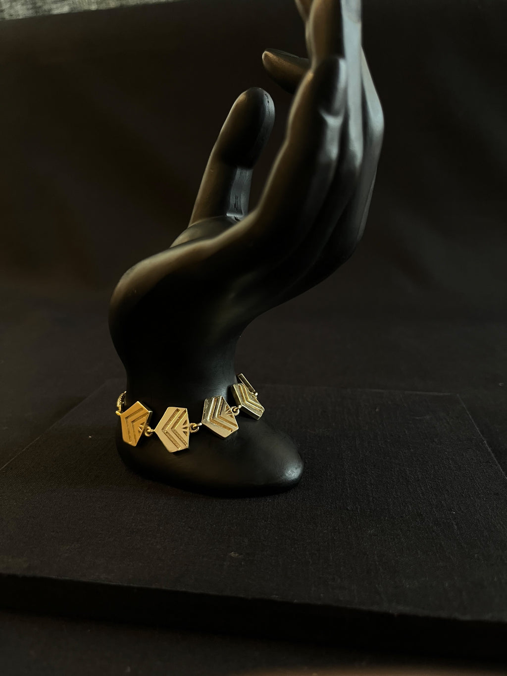 Vanti Bracelet (G)