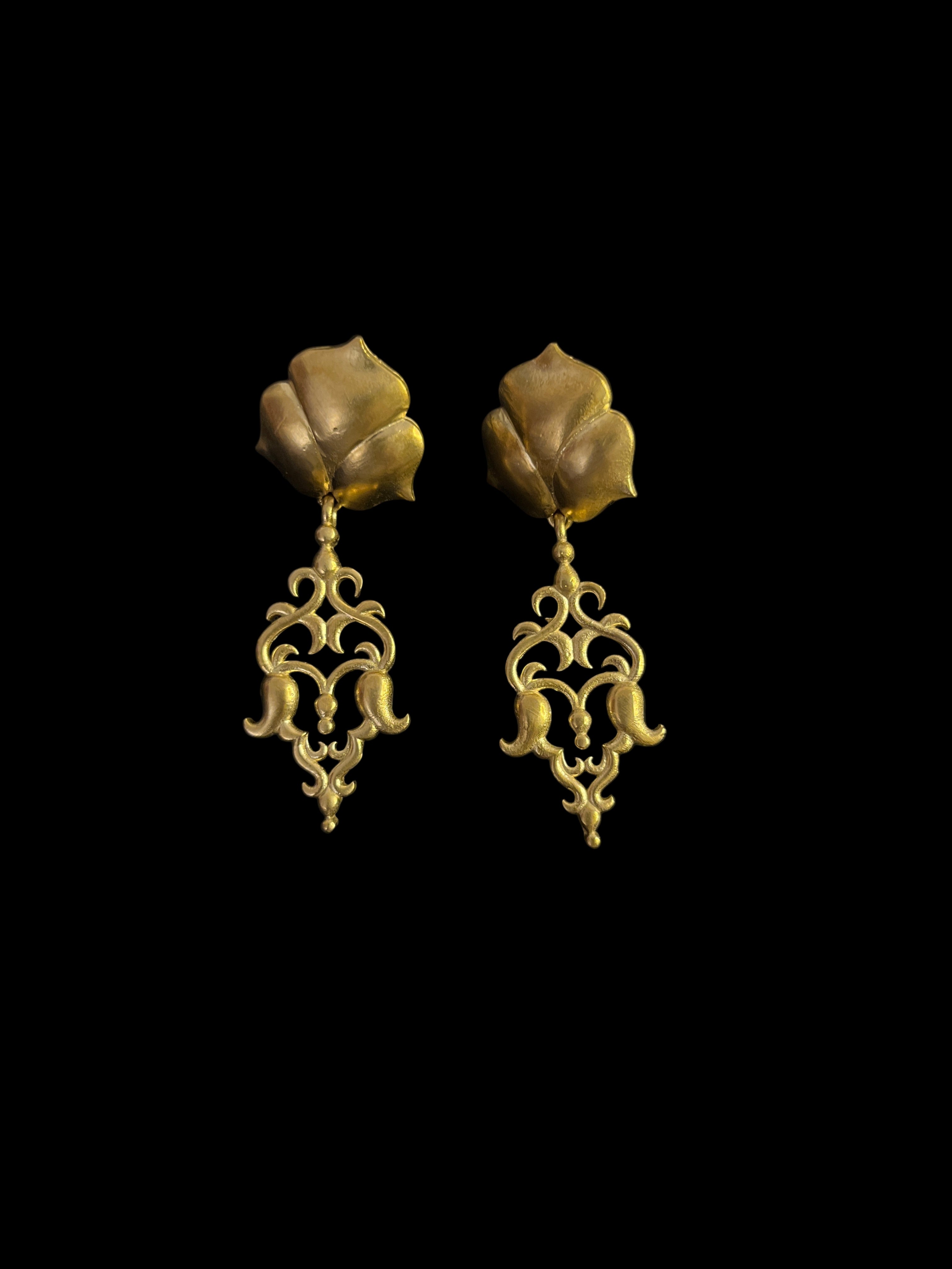 Sarini Earrings