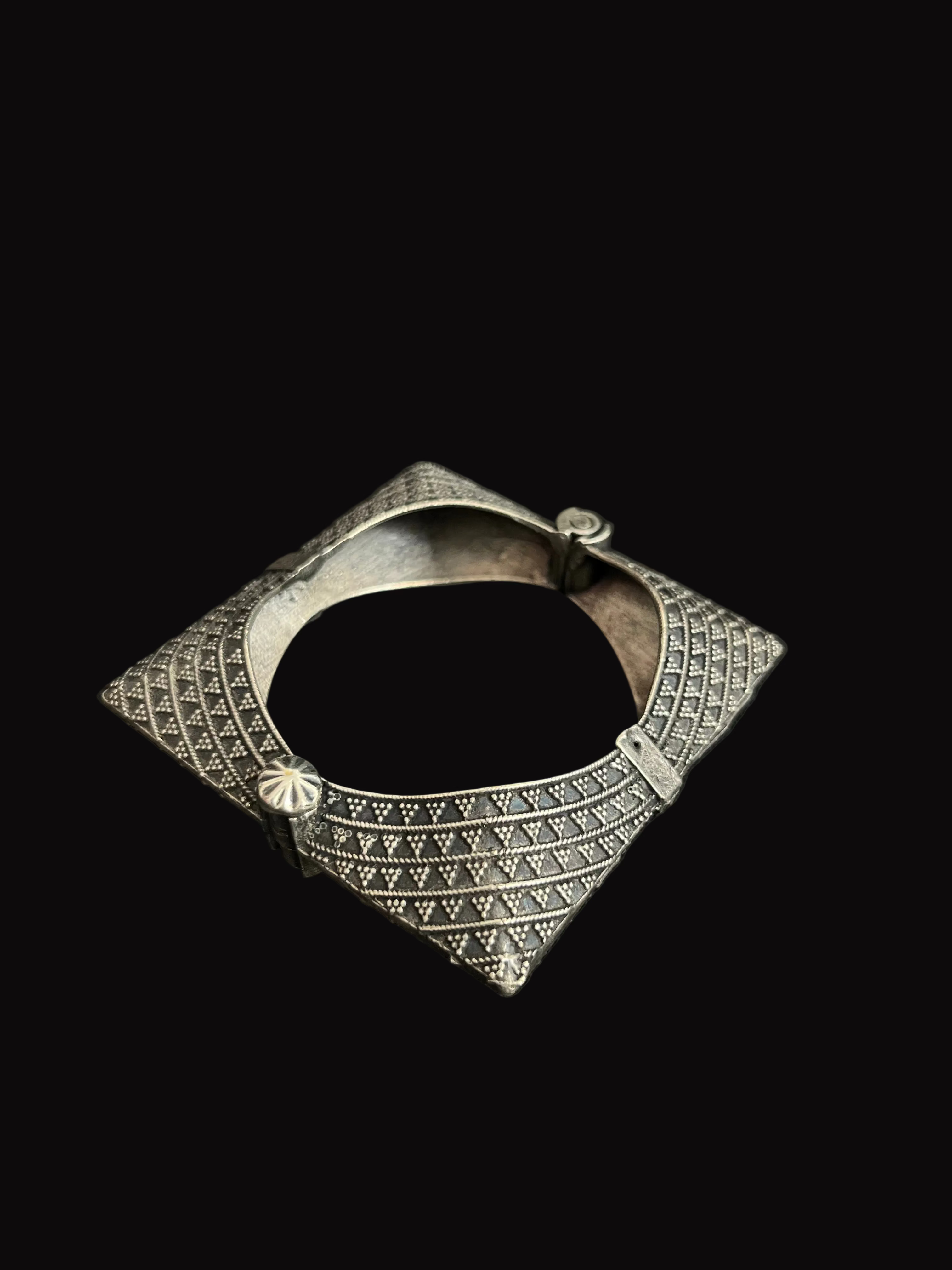 Square Kada Bangle