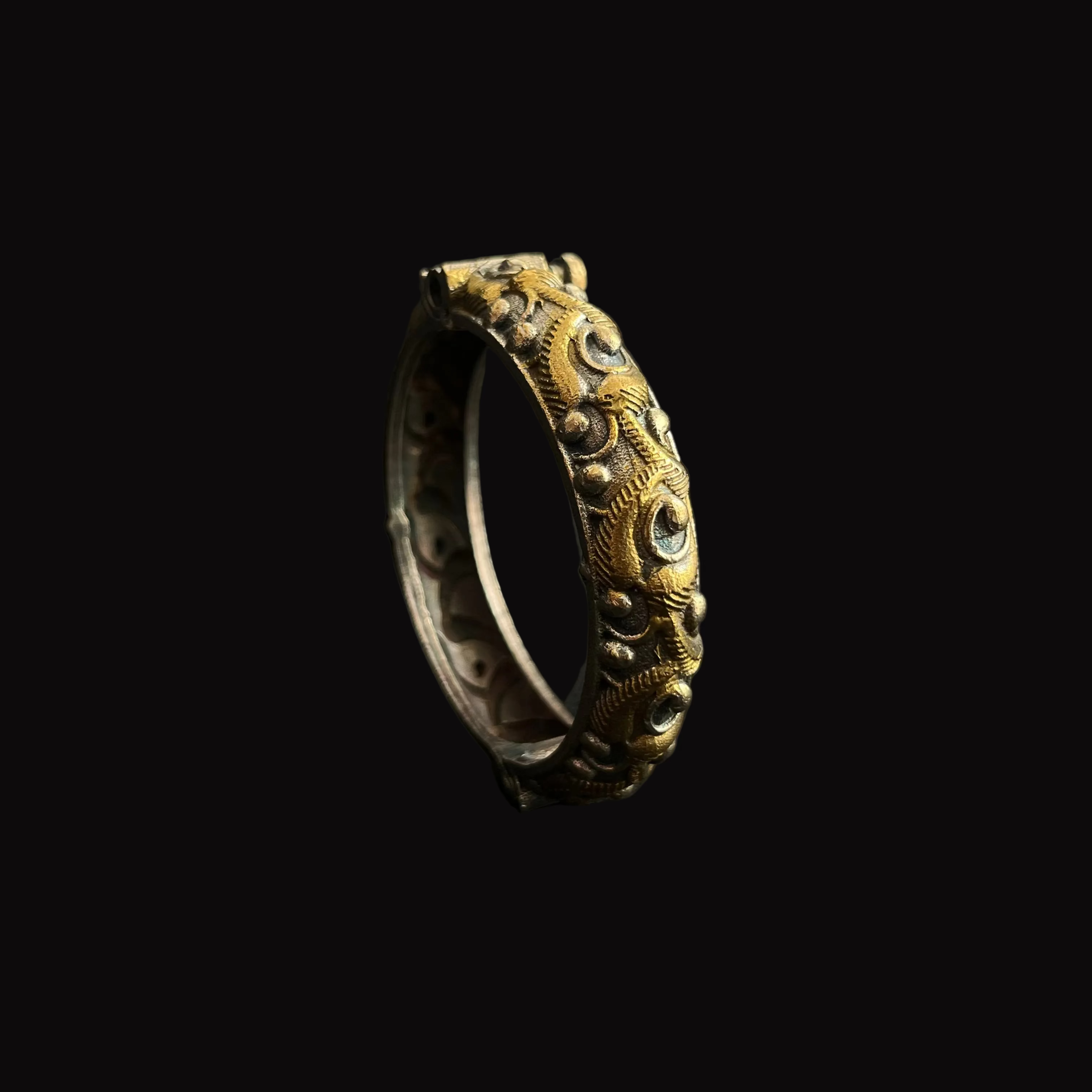 Mixed Metal Kada Bangle