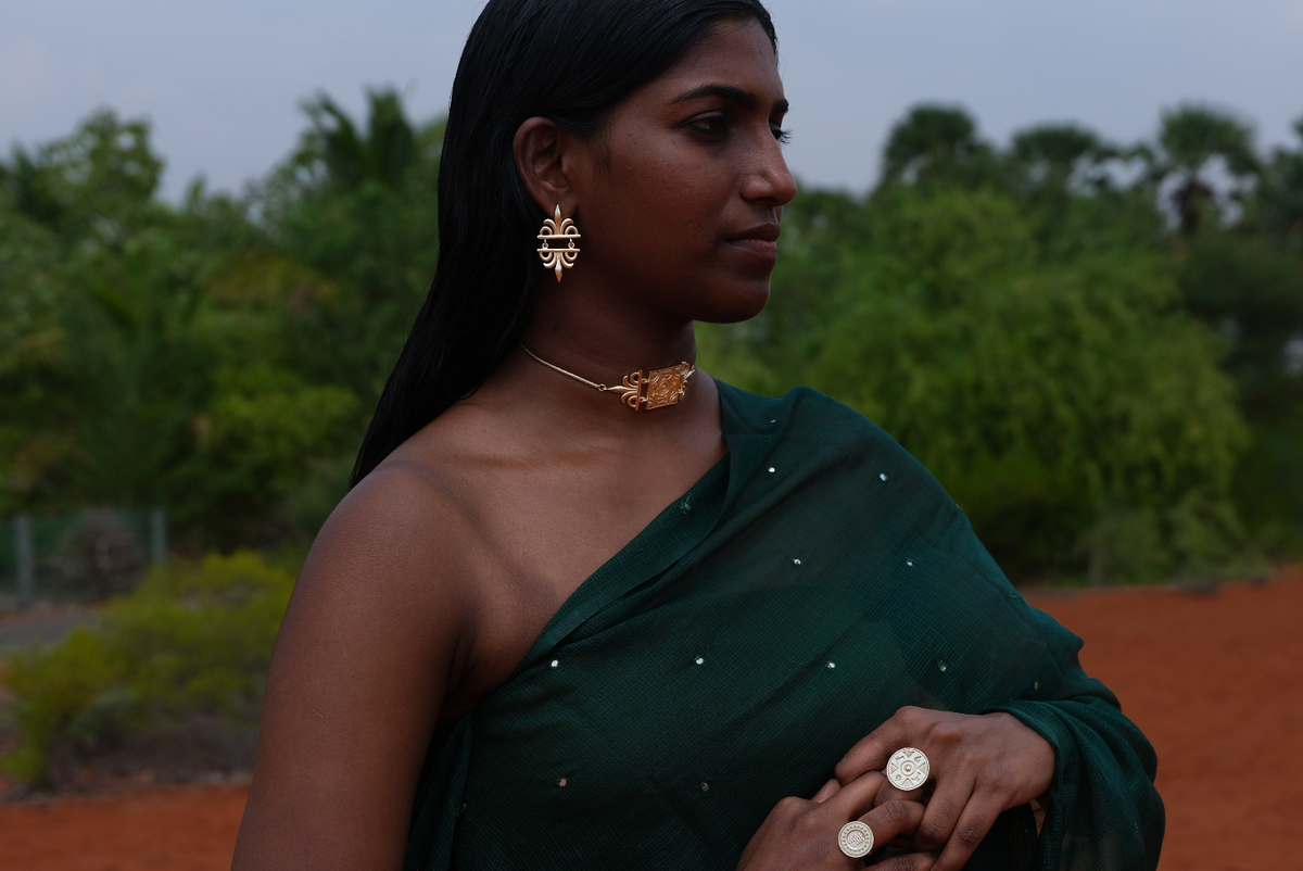 Meluha Choker (G)